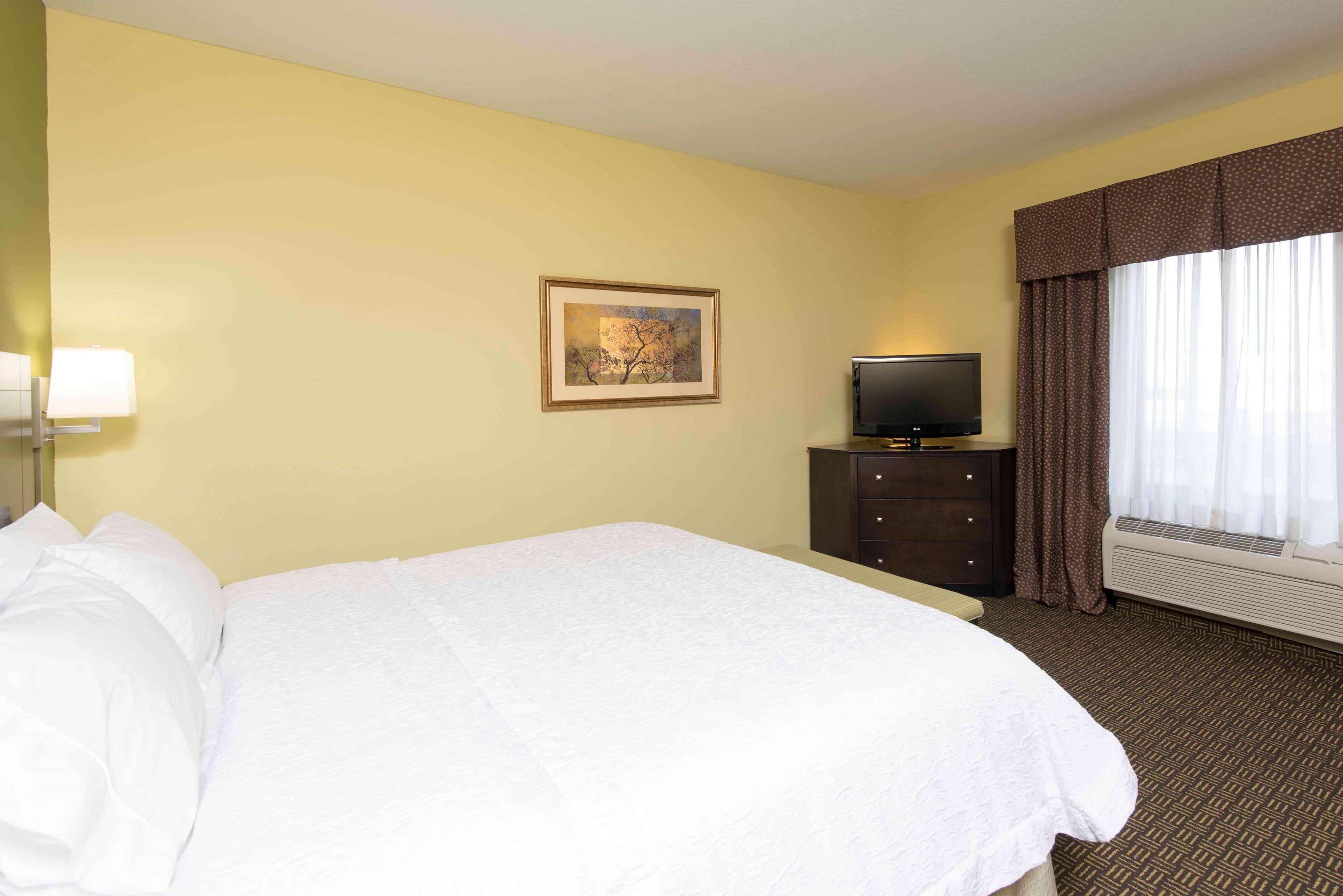 Hampton Inn & Suites Дэнвилл Экстерьер фото