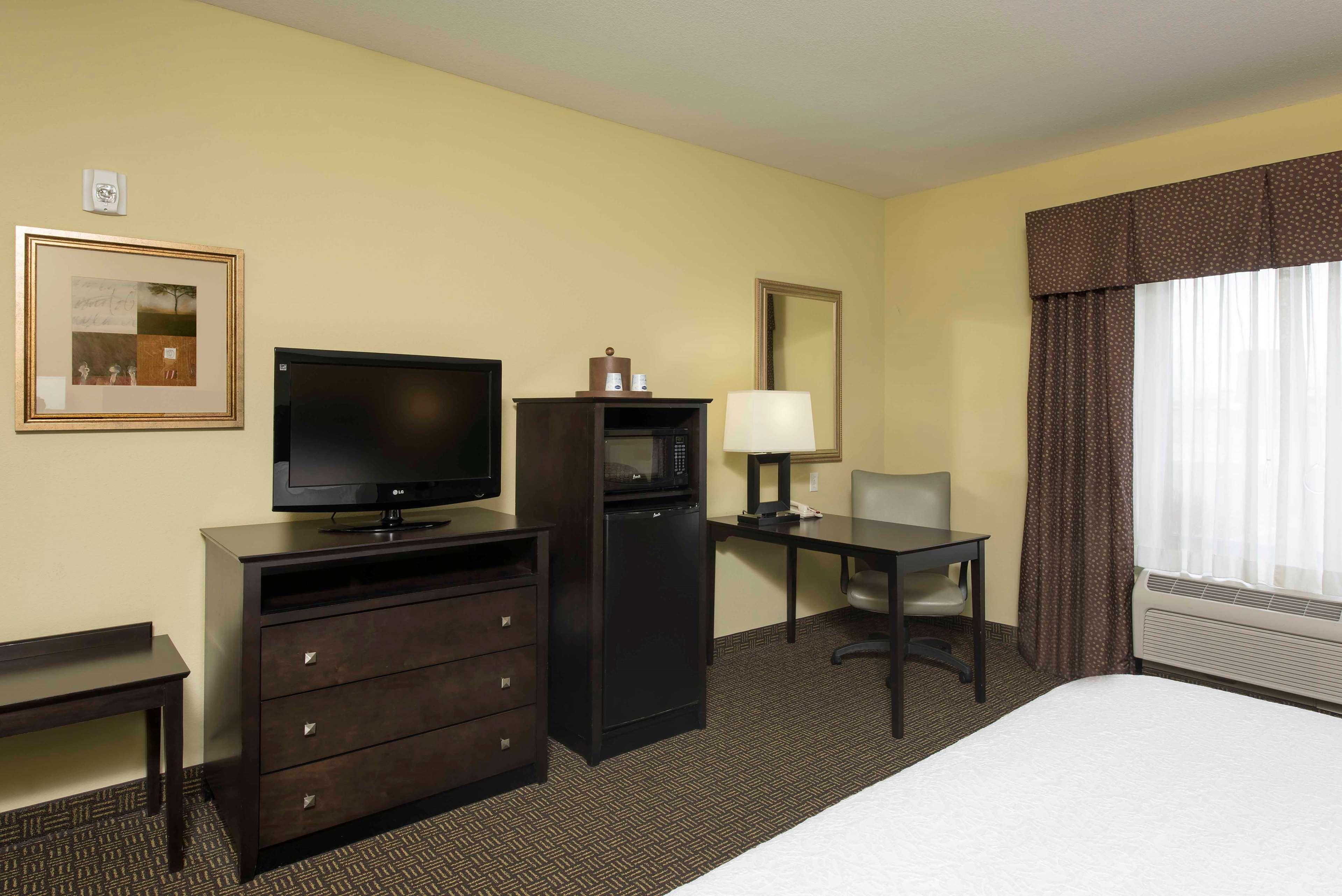Hampton Inn & Suites Дэнвилл Экстерьер фото