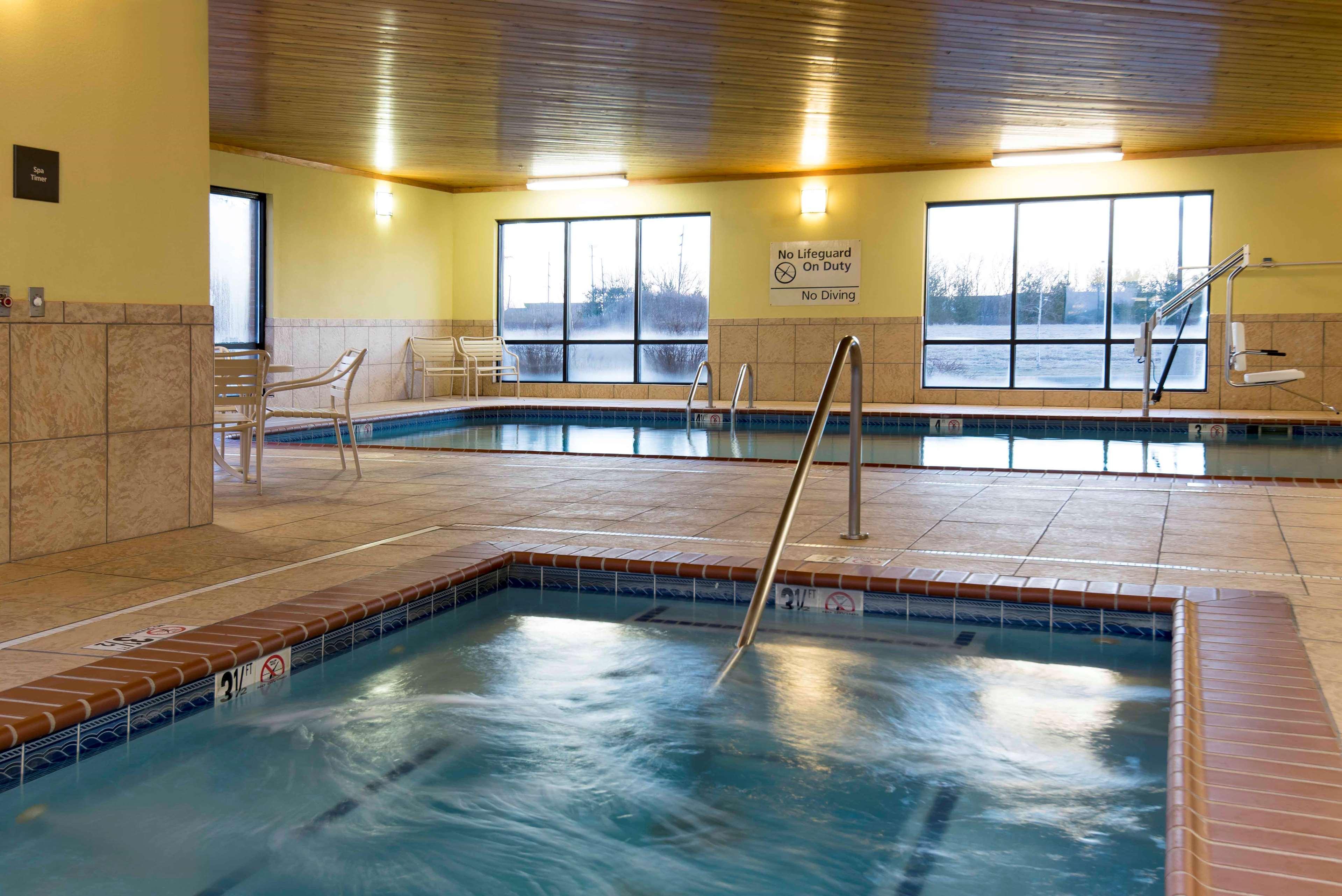 Hampton Inn & Suites Дэнвилл Экстерьер фото