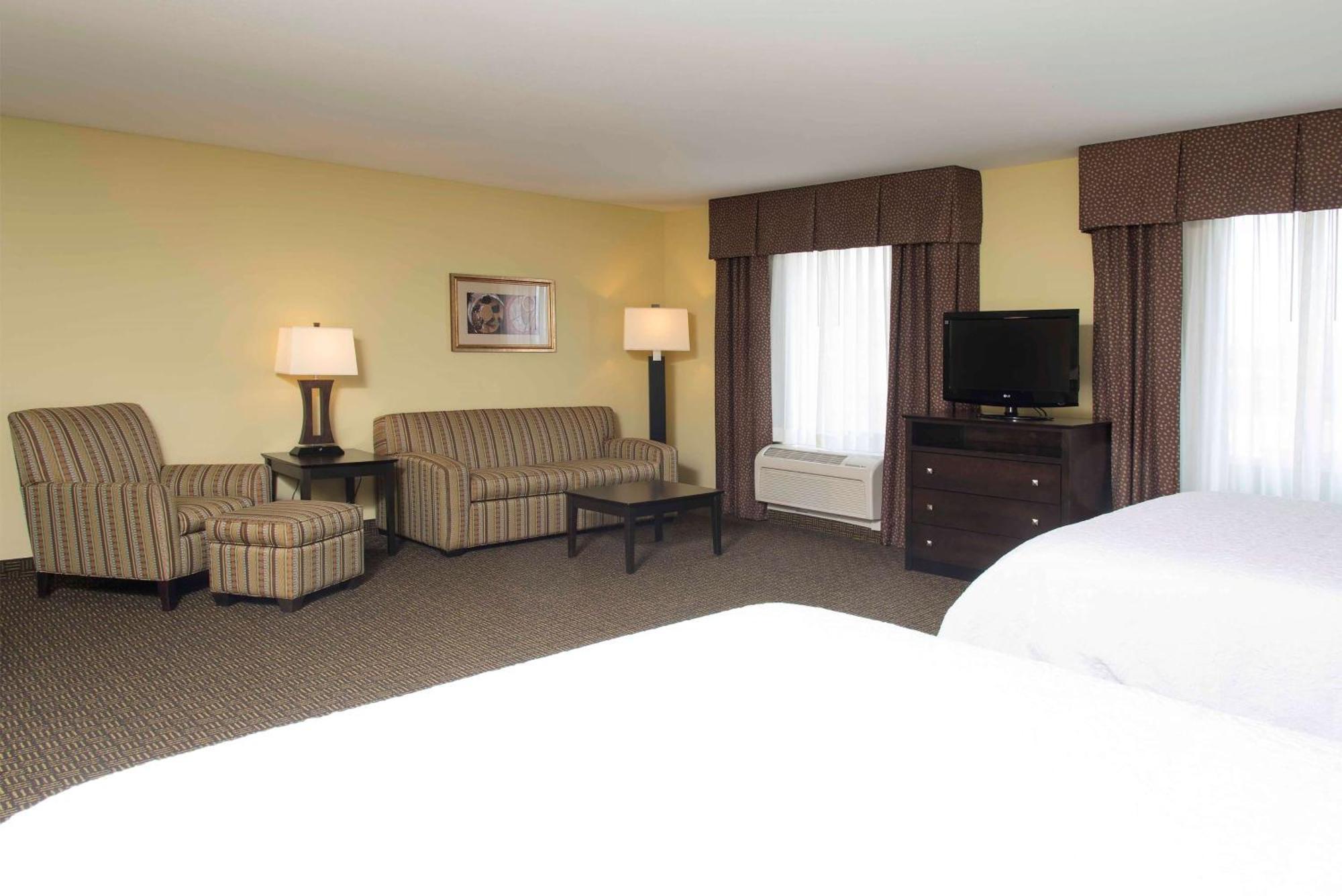 Hampton Inn & Suites Дэнвилл Экстерьер фото