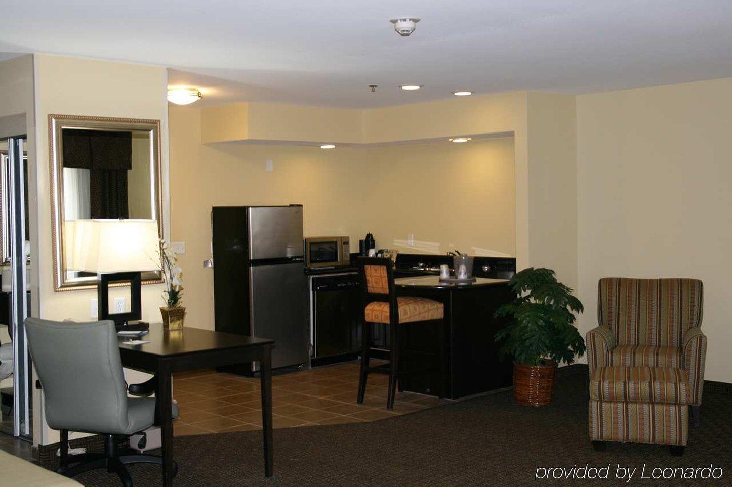Hampton Inn & Suites Дэнвилл Экстерьер фото