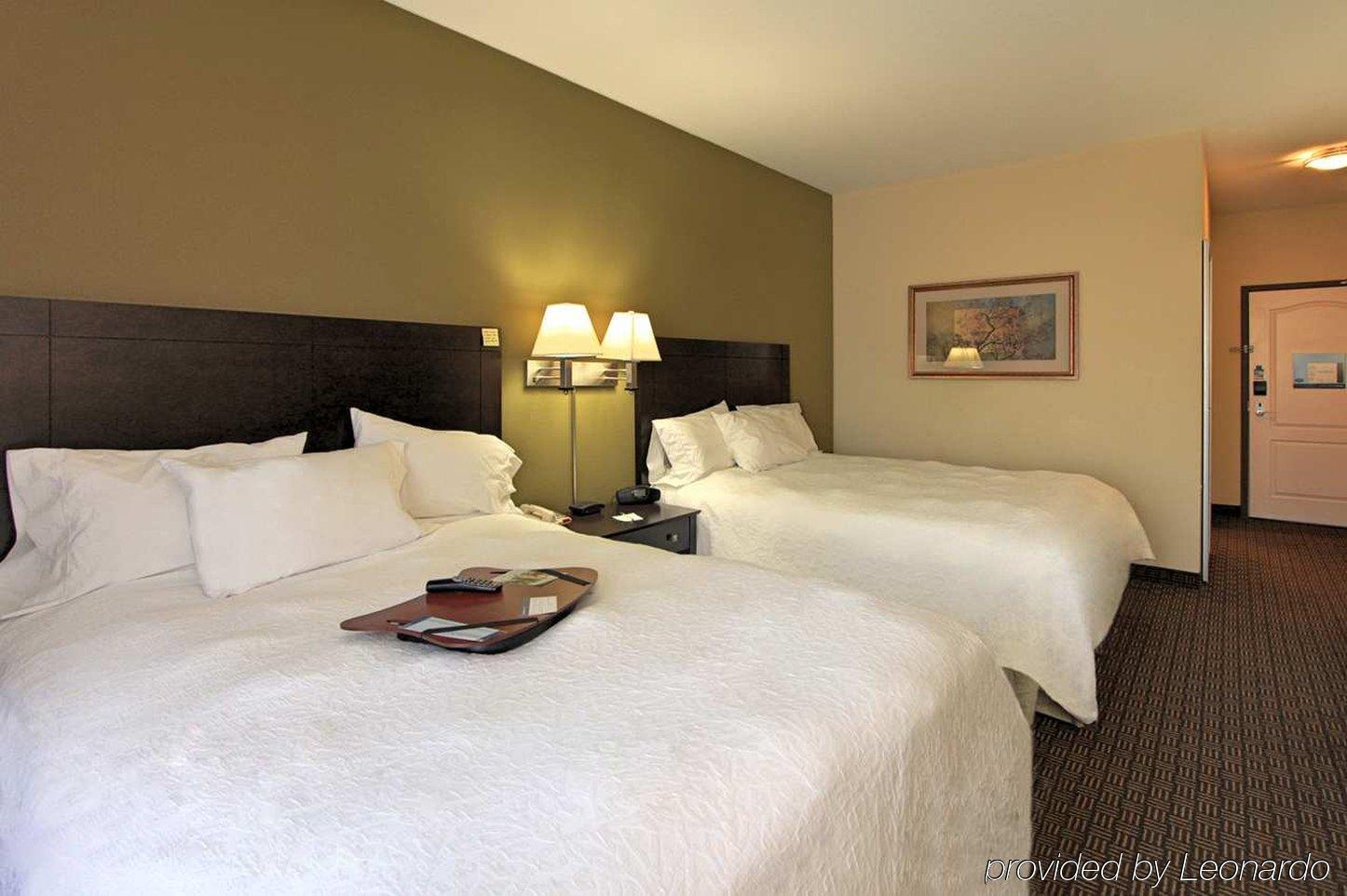Hampton Inn & Suites Дэнвилл Экстерьер фото
