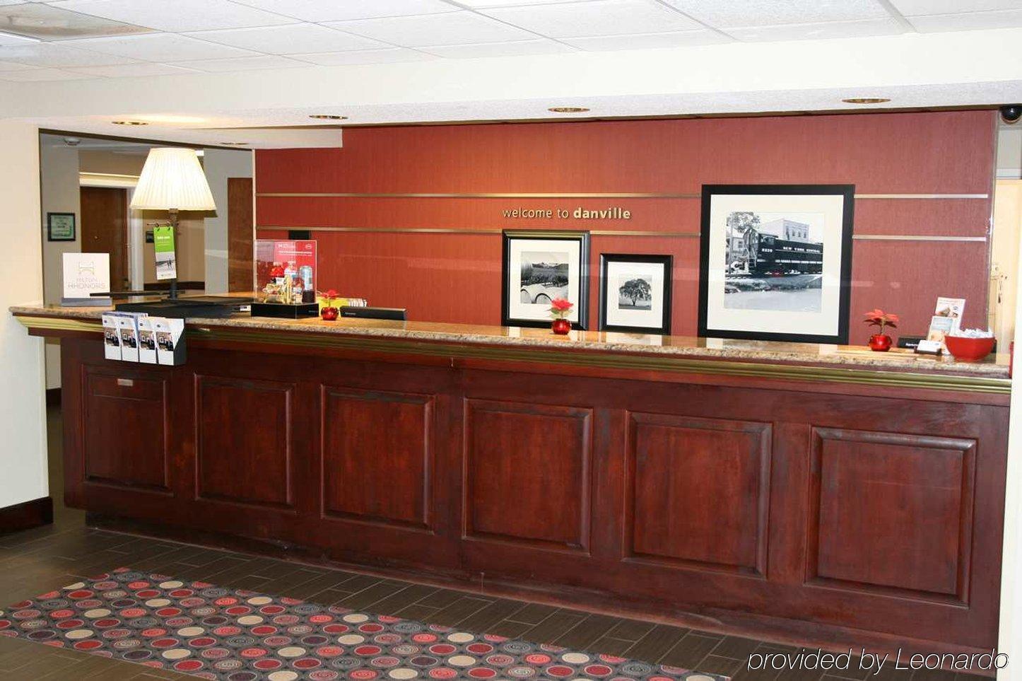 Hampton Inn & Suites Дэнвилл Экстерьер фото