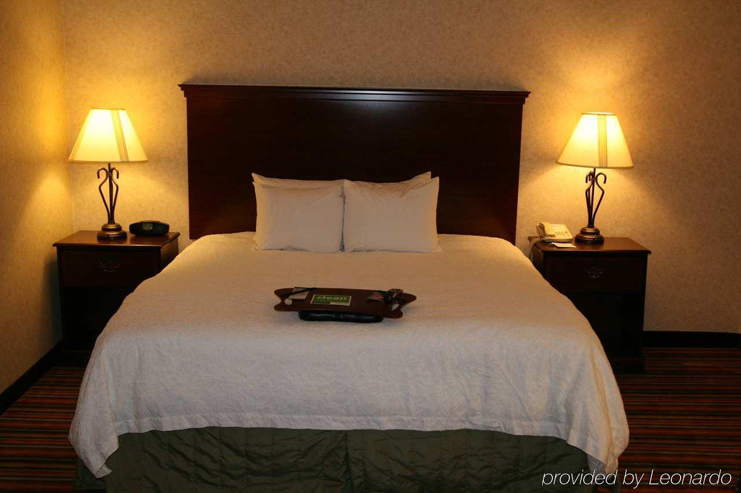 Hampton Inn & Suites Дэнвилл Экстерьер фото