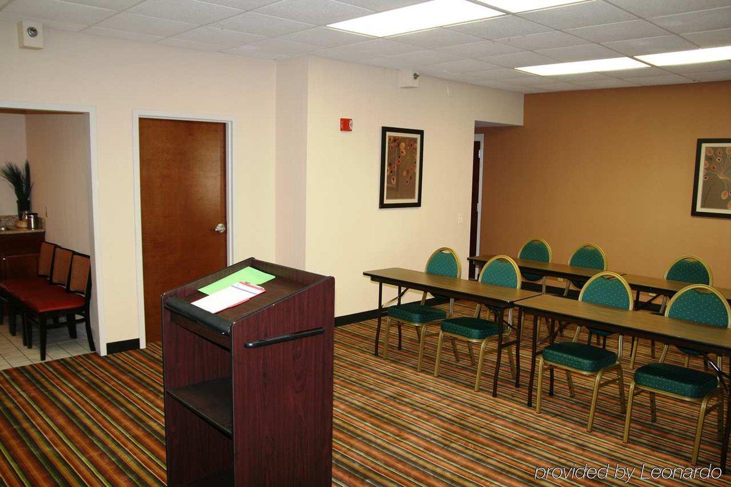 Hampton Inn & Suites Дэнвилл Экстерьер фото